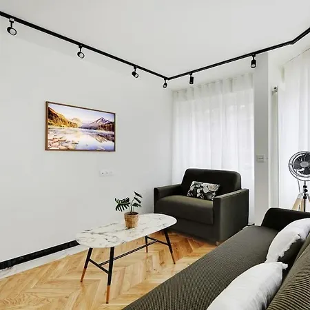Cosy Pour 4 A La -